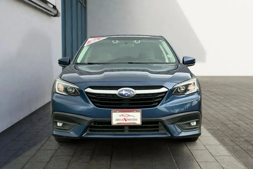 Subaru Legacy photo 8