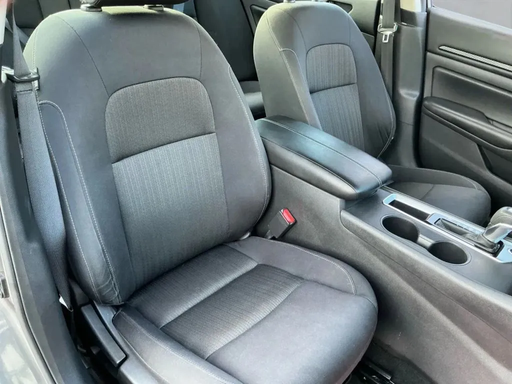 Nissan Altima photo 23