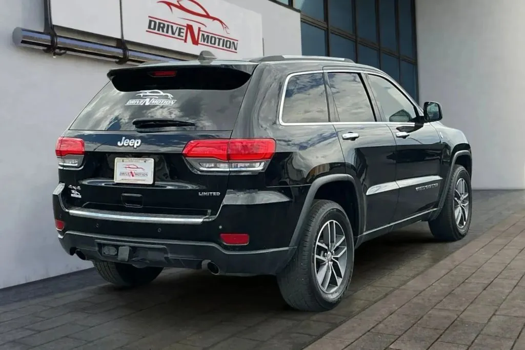 More photos of 2018 Jeep Grand Cherokee Limited Sport Utility 4D at Drive N-Motion Thornton, CO