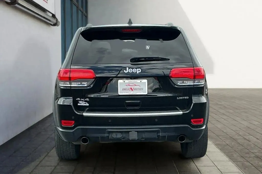 More photos of 2018 Jeep Grand Cherokee Limited Sport Utility 4D at Drive N-Motion Thornton, CO