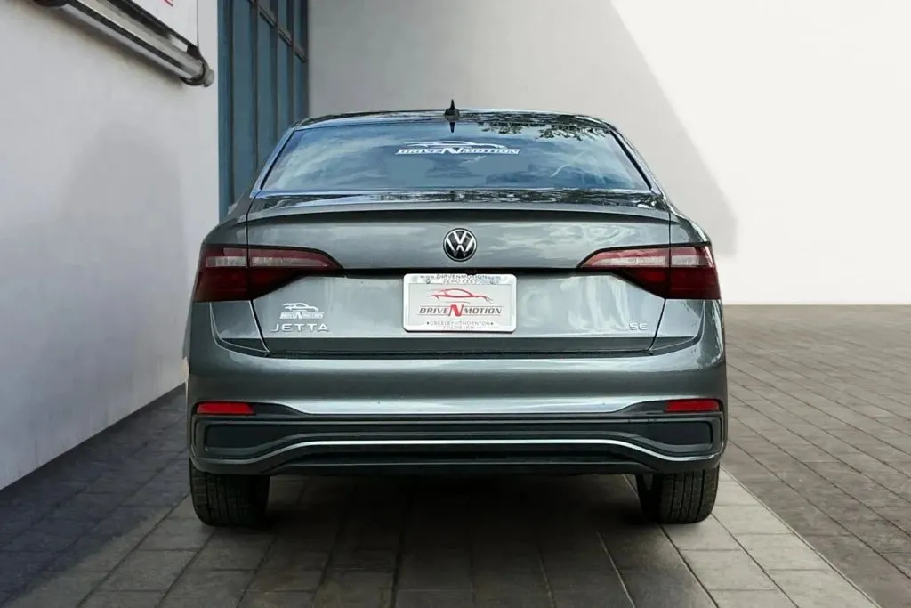 More photos of 2024 Volkswagen Jetta 1.5T SE Sedan 4D at Drive N-Motion Thornton, CO