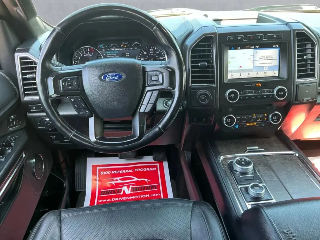 Ford Expedition photo 16