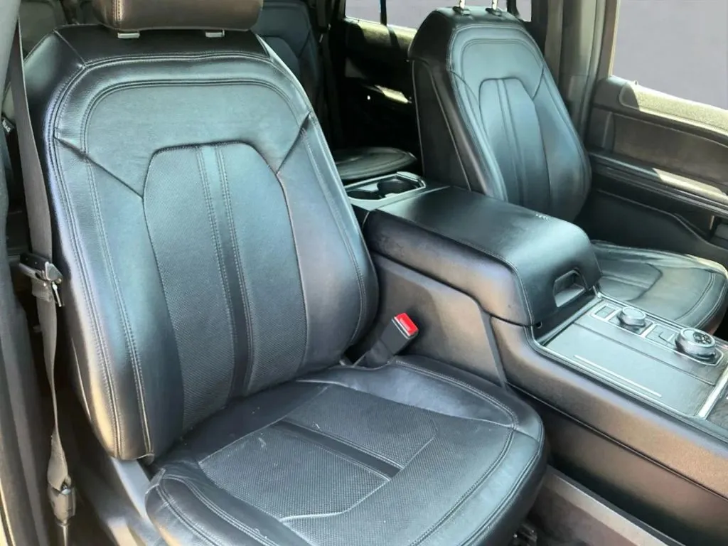 Ford Expedition photo 23