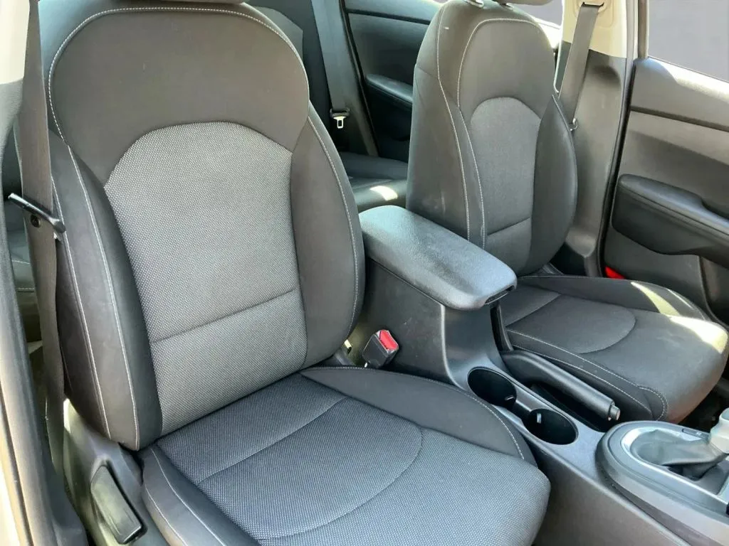 Kia Forte photo 22