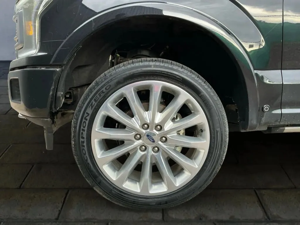 Ford F-150 photo 25