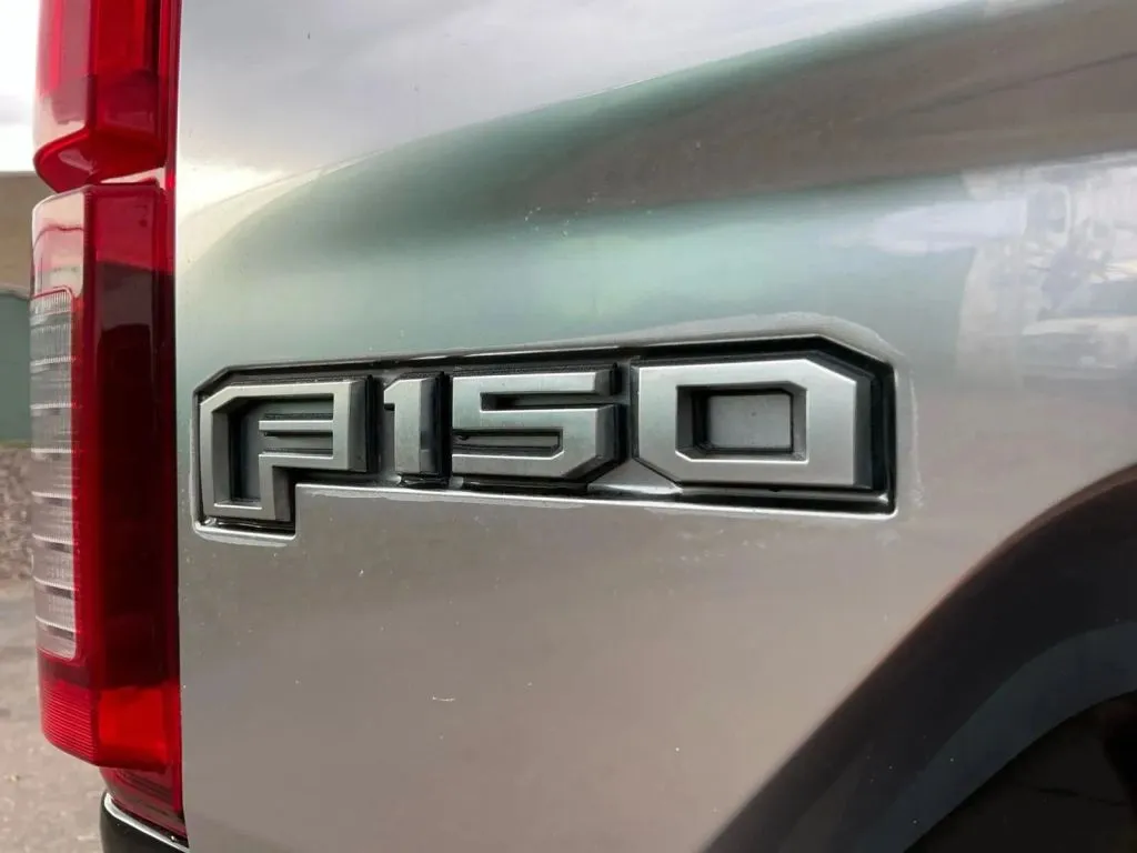 Ford F-150 photo 19