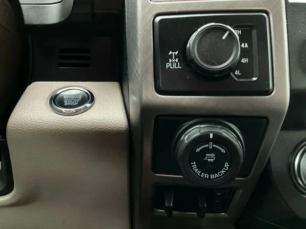 Ford F-150 photo 36