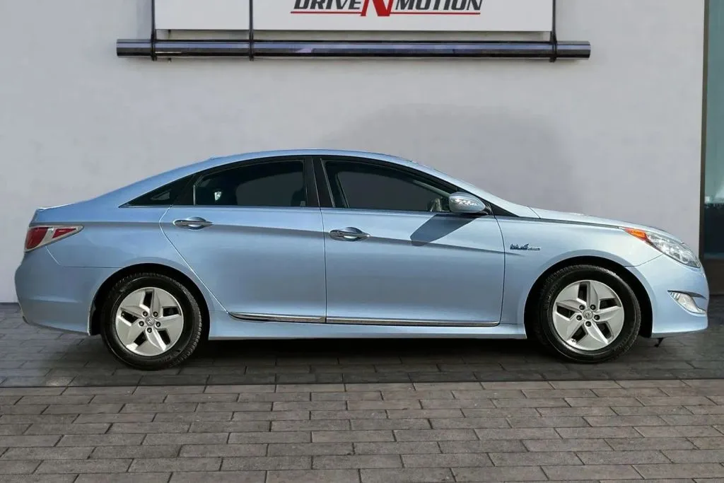 Another view of 2012 Hyundai Sonata Hybrid Sedan 4D for sale in Thornton, CO at Drive N-Motion Thornton