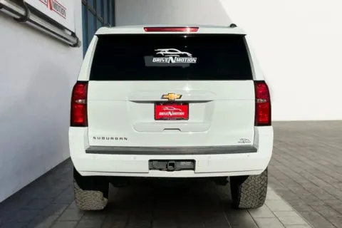 More photos of 2016 Chevrolet Suburban LT Sport Utility 4D at Drive N-Motion Thornton, CO