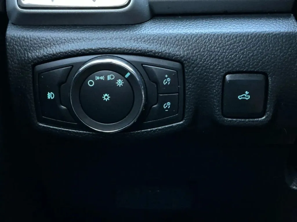 Ford Ranger photo 31