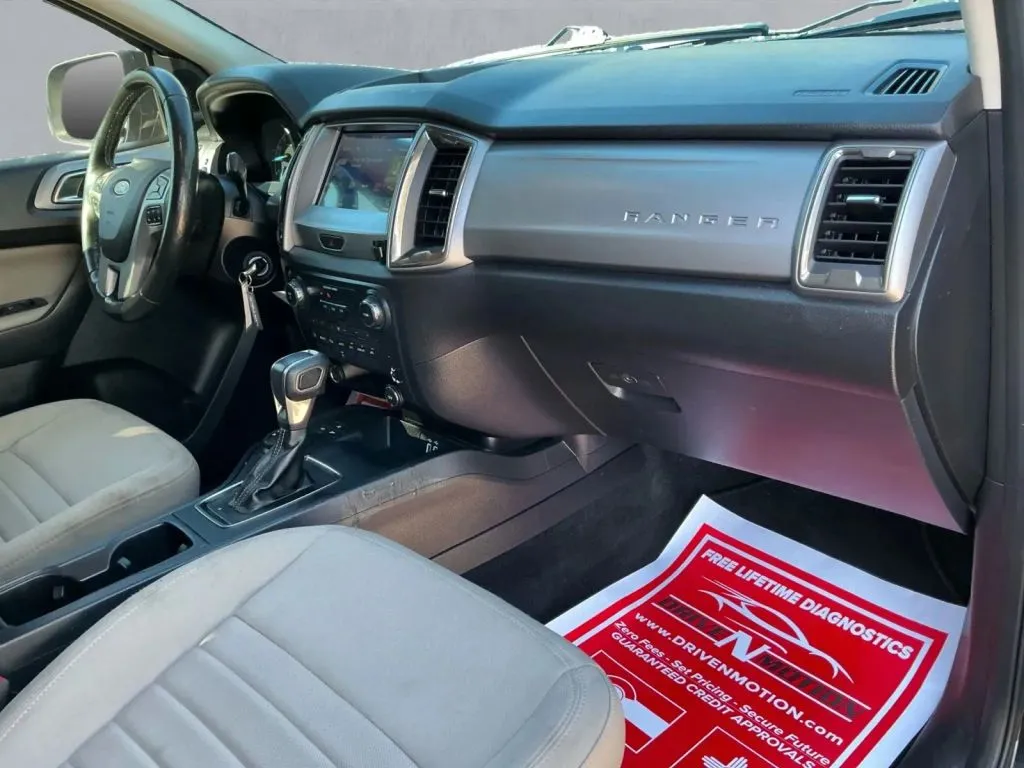Ford Ranger photo 18