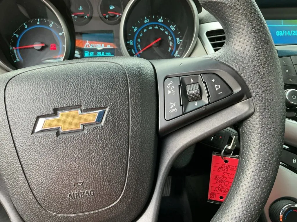 Chevrolet Cruze photo 26