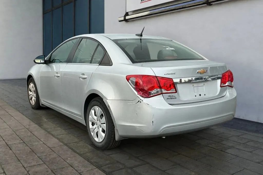 Chevrolet Cruze photo 6