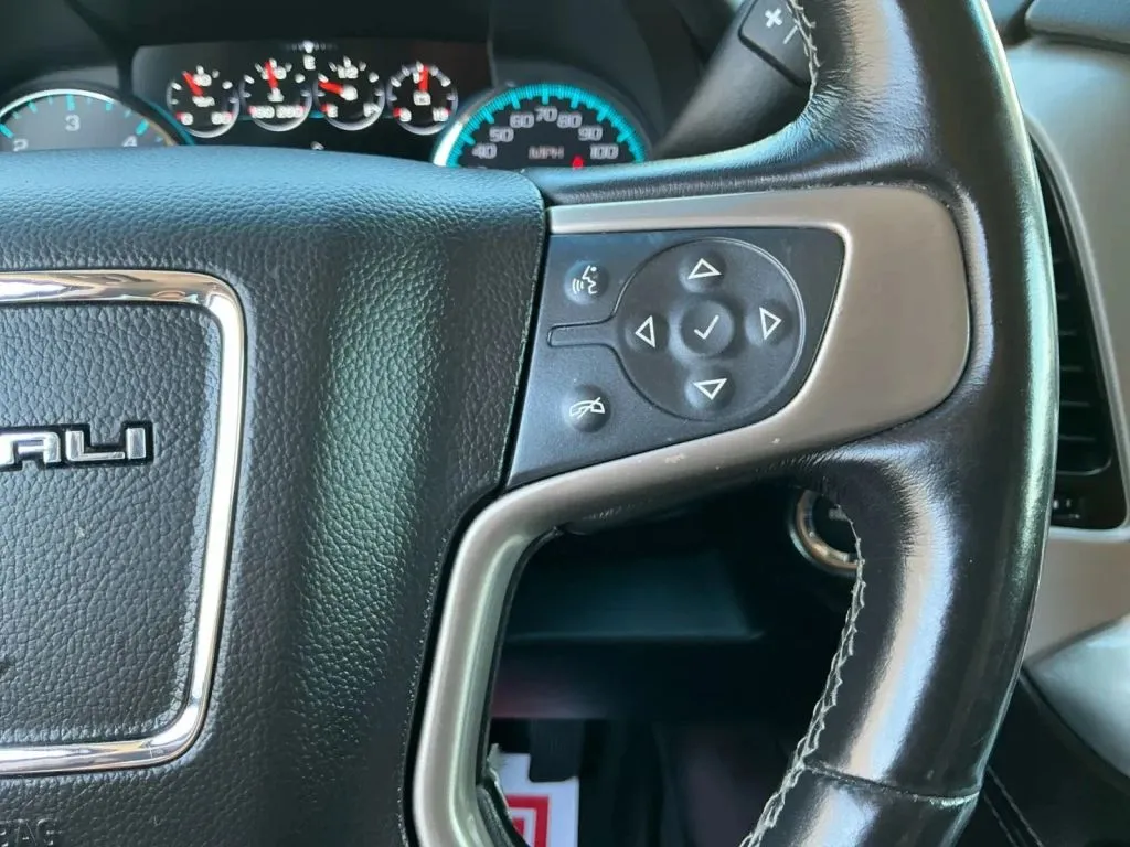 GMC Yukon XL photo 29