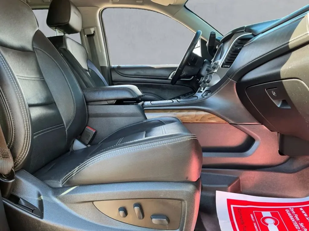 GMC Yukon XL photo 22