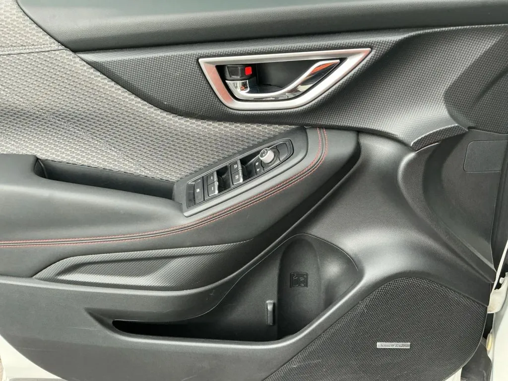 Subaru Forester photo 10
