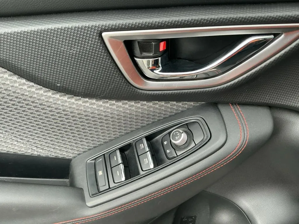 Subaru Forester photo 11