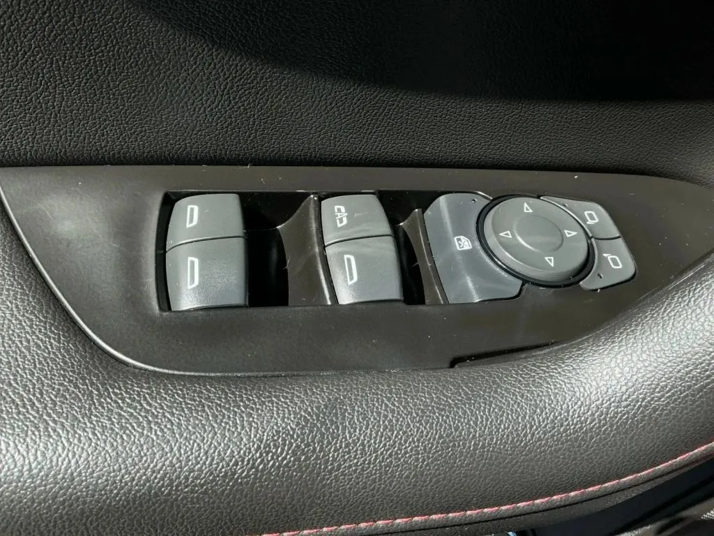 Chevrolet Blazer photo 11