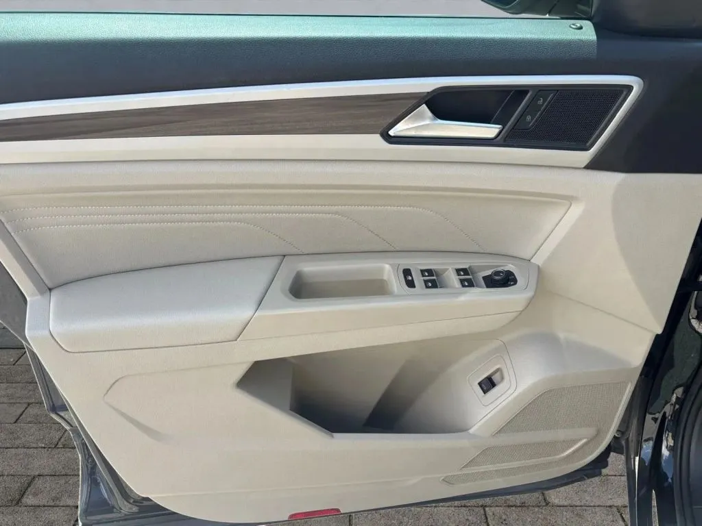 Volkswagen Atlas photo 8