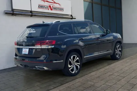More photos of 2022 Volkswagen Atlas SEL 4Motion Sport Utility 4D at Drive N-Motion Thornton, CO
