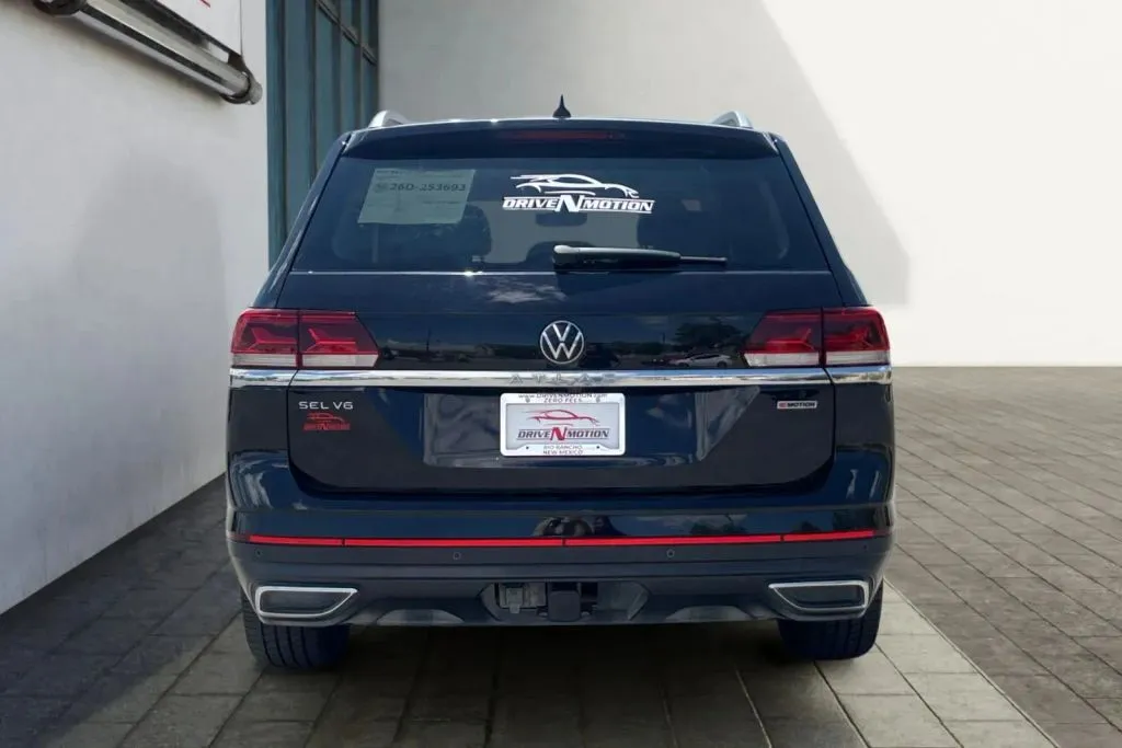 More photos of 2022 Volkswagen Atlas SEL 4Motion Sport Utility 4D at Drive N-Motion Thornton, CO