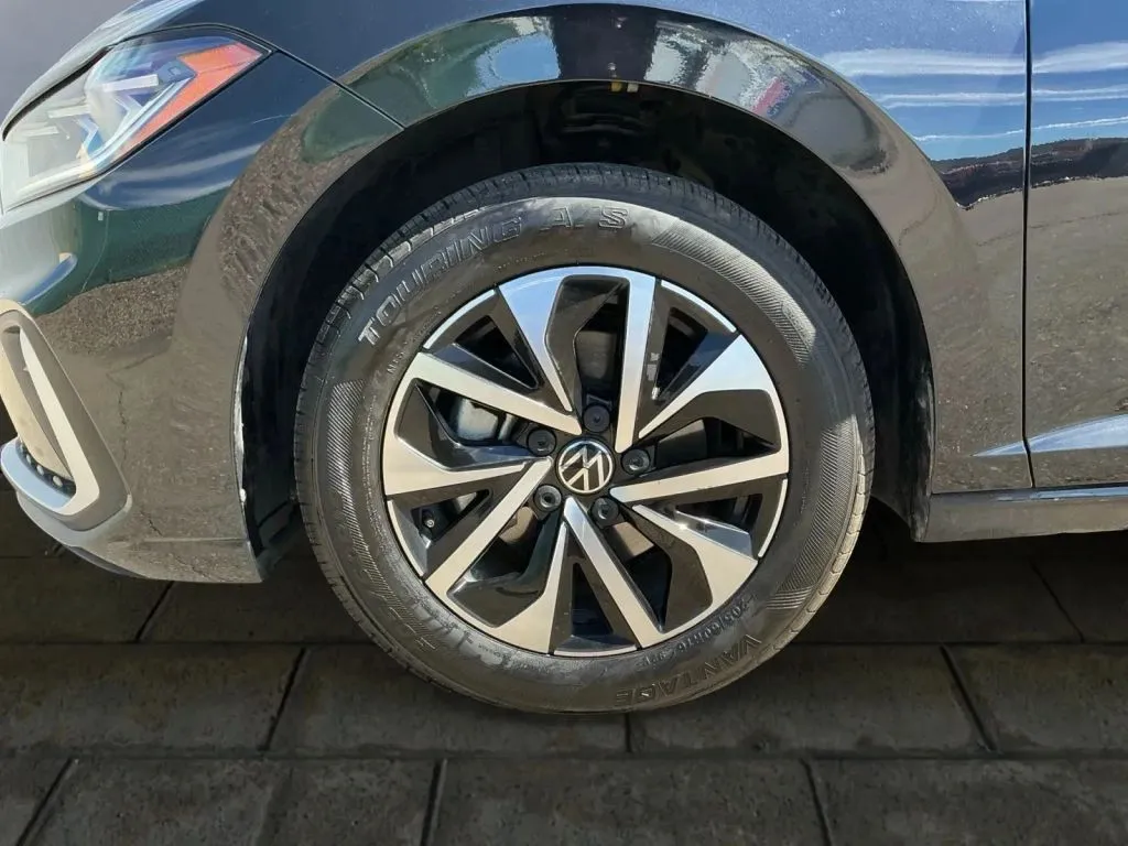 Volkswagen Jetta photo 25
