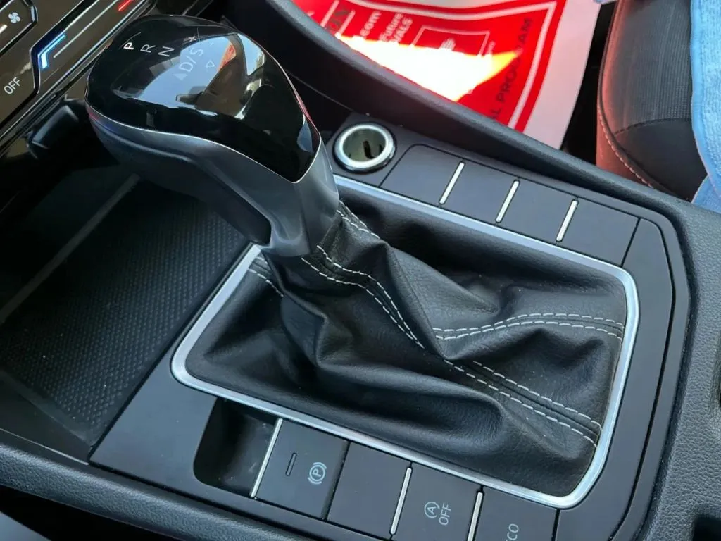 Volkswagen Jetta photo 32