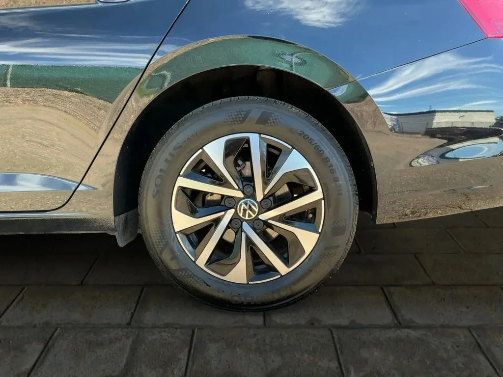 Volkswagen Jetta photo 18