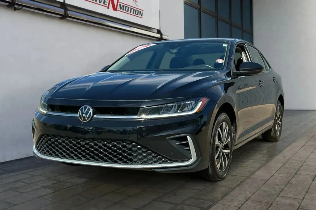 Volkswagen Jetta photo 7
