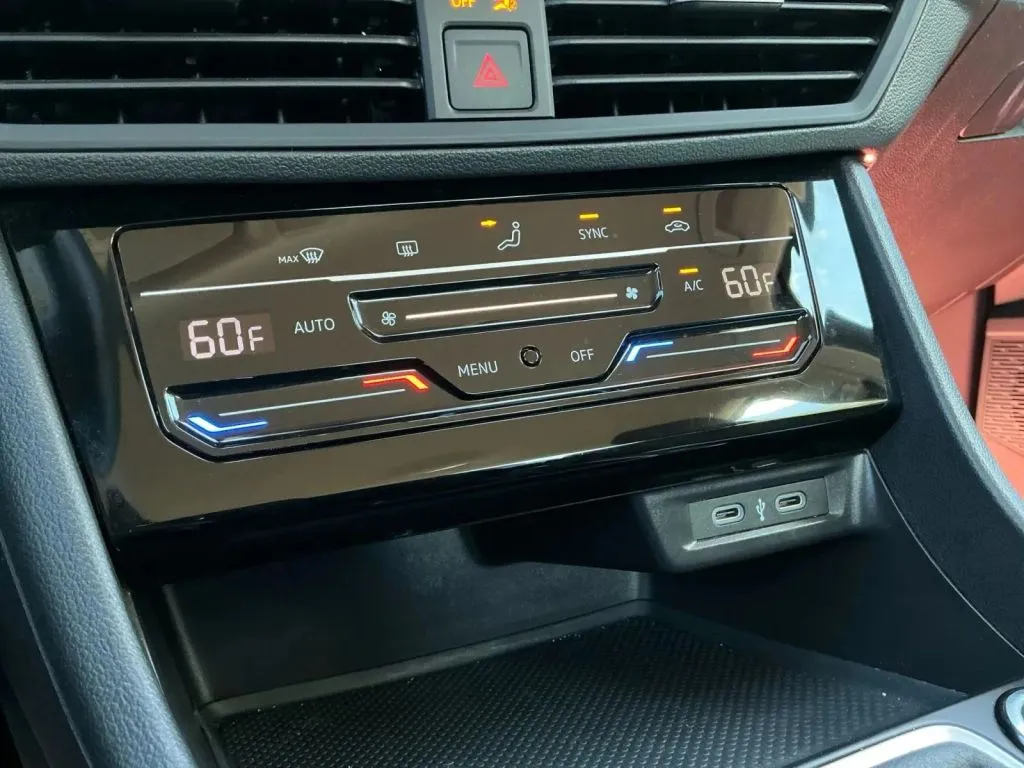 Volkswagen Jetta photo 31