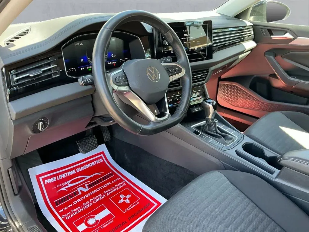 Volkswagen Jetta photo 13