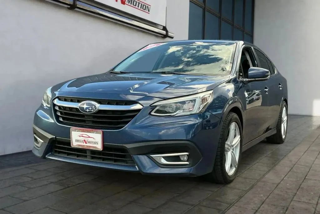 Subaru Legacy photo 7