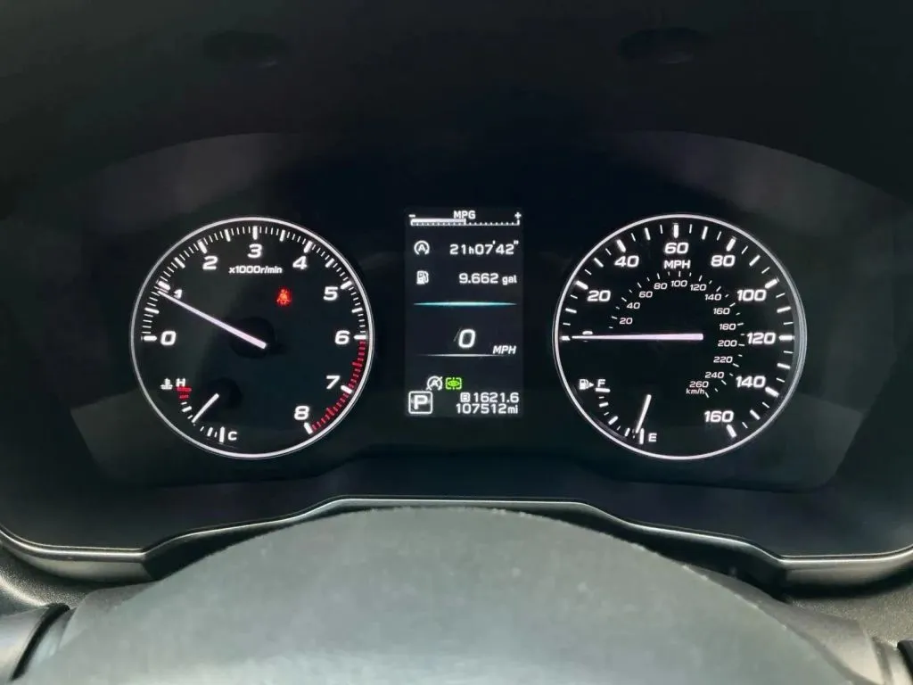 Subaru Legacy photo 25