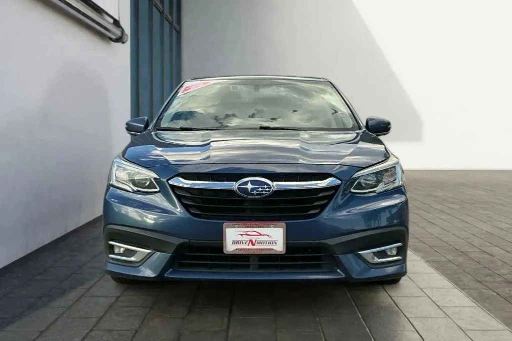 Subaru Legacy photo 8
