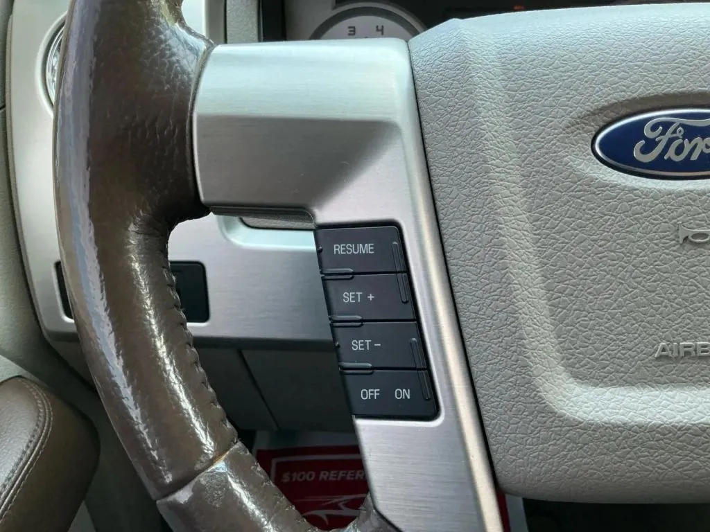 Ford F-150 photo 26