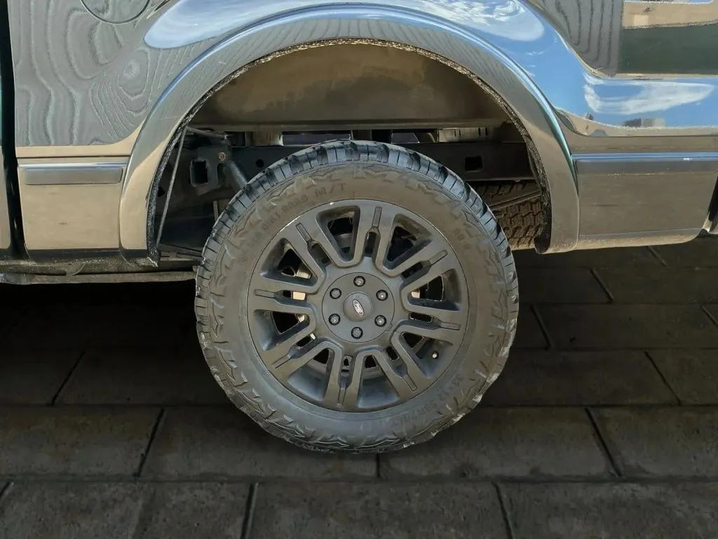 Ford F-150 photo 17