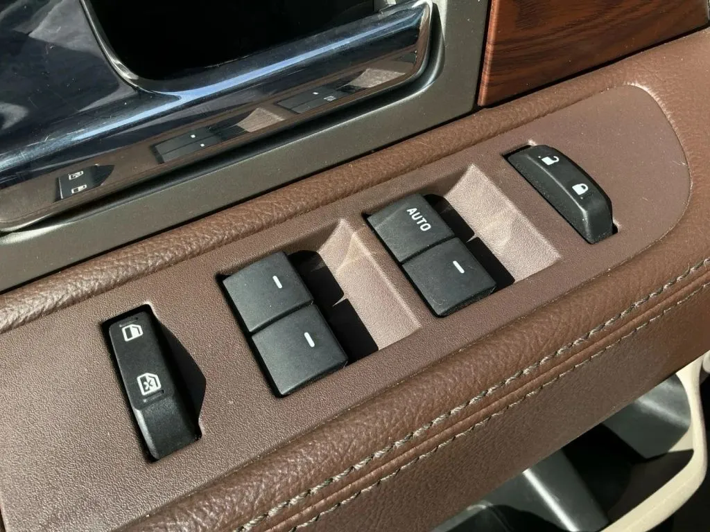 Ford F-150 photo 11