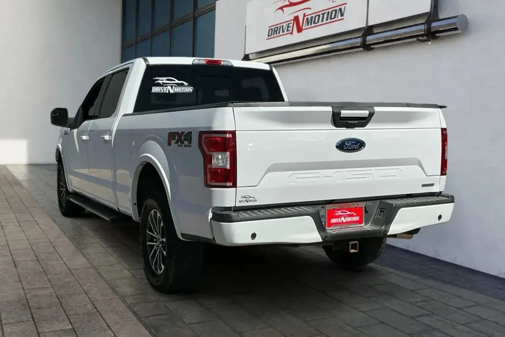 Ford F-150 photo 6