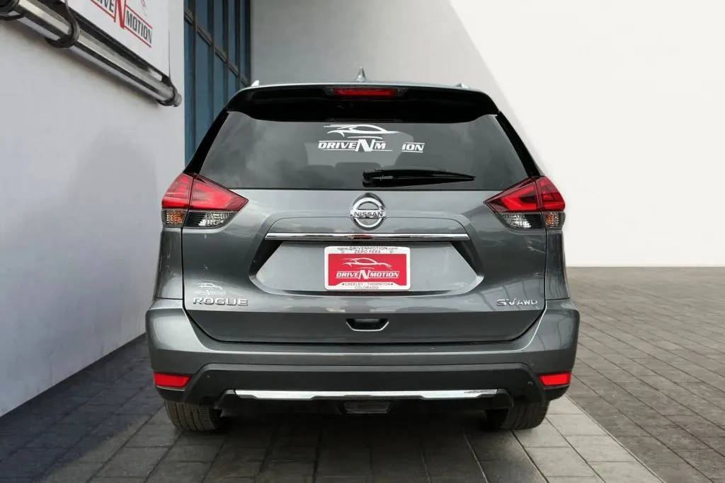 More photos of 2018 Nissan Rogue SV Sport Utility 4D at Drive N-Motion Thornton, CO
