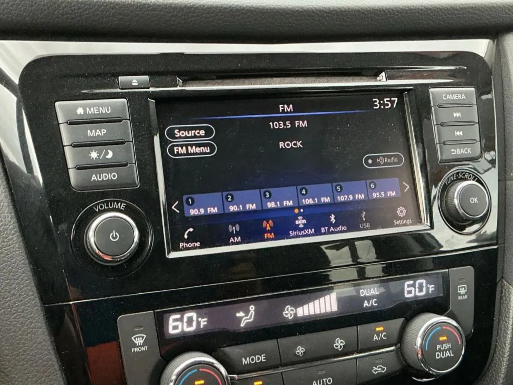Nissan Rogue photo 35