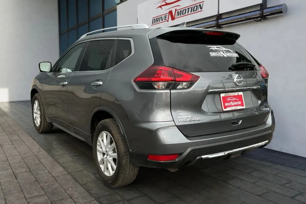 Nissan Rogue photo 6