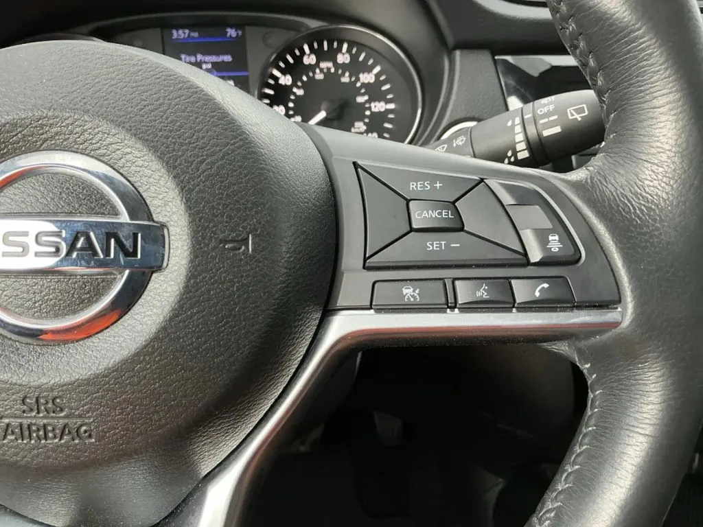 Nissan Rogue photo 27