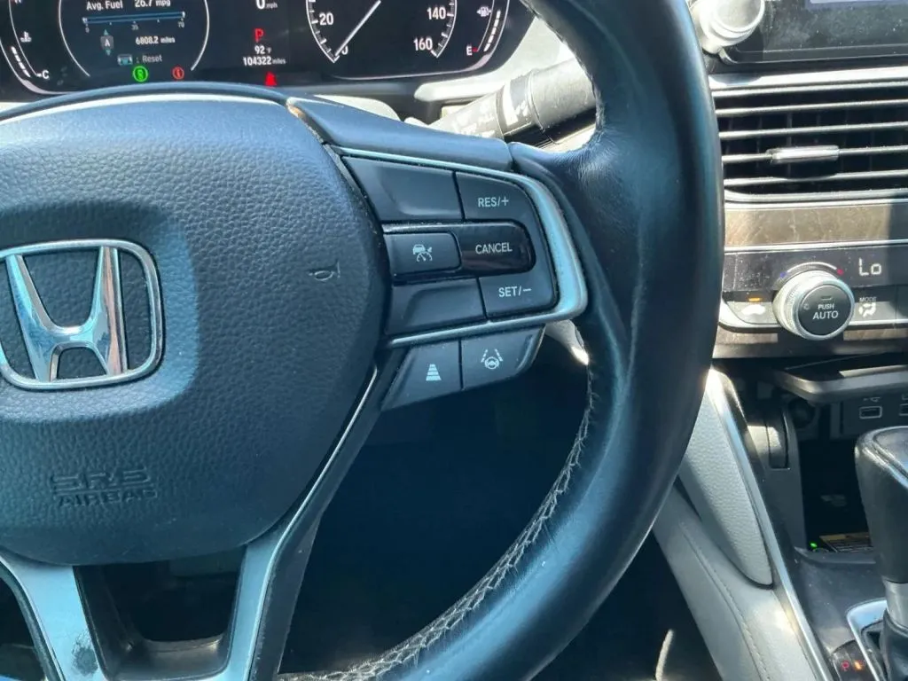 Honda Accord photo 29