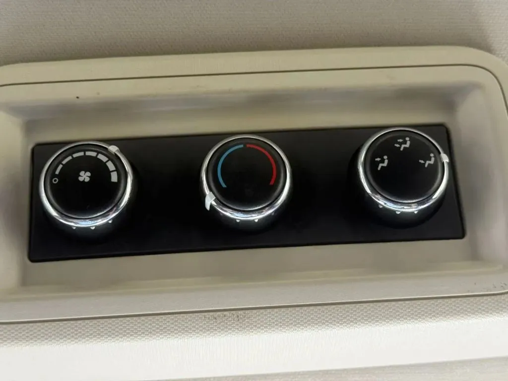 Dodge Grand Caravan photo 38