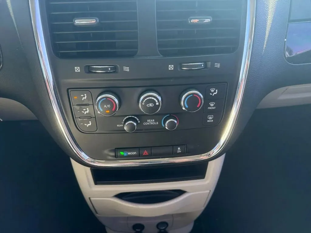 Dodge Grand Caravan photo 34
