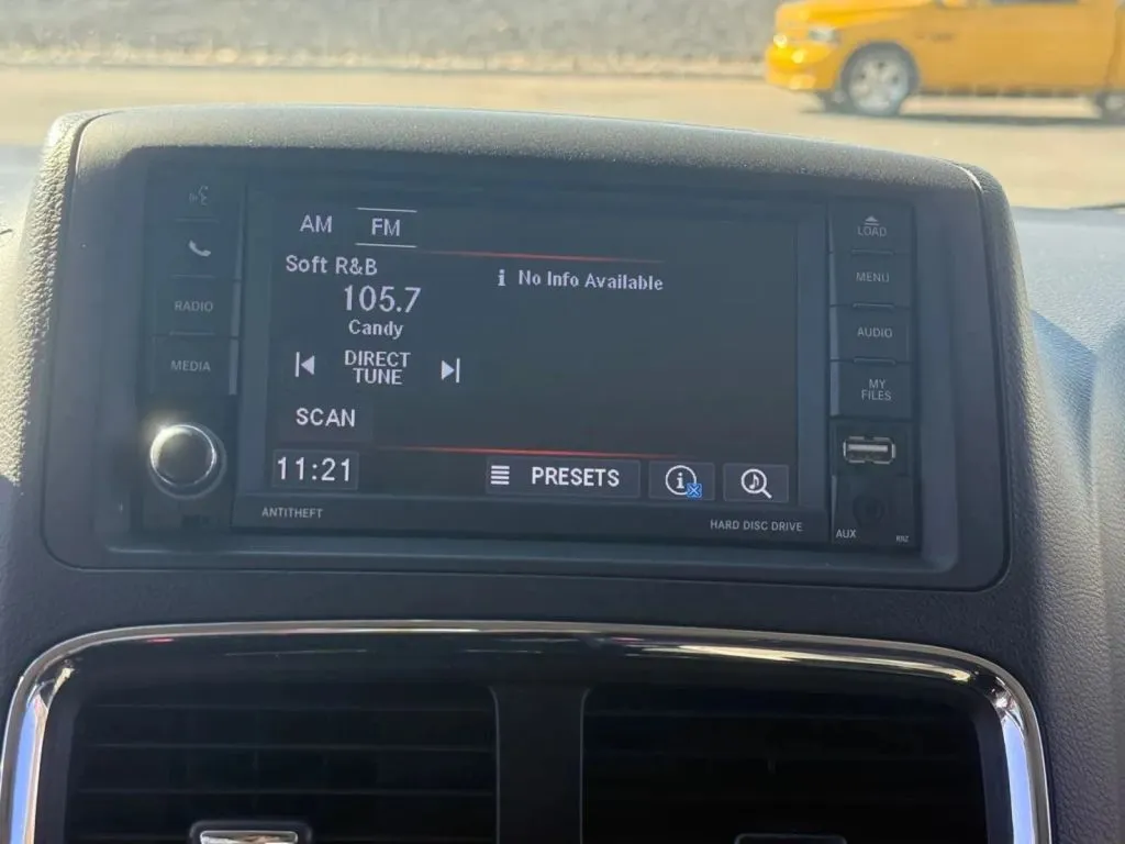 Dodge Grand Caravan photo 30