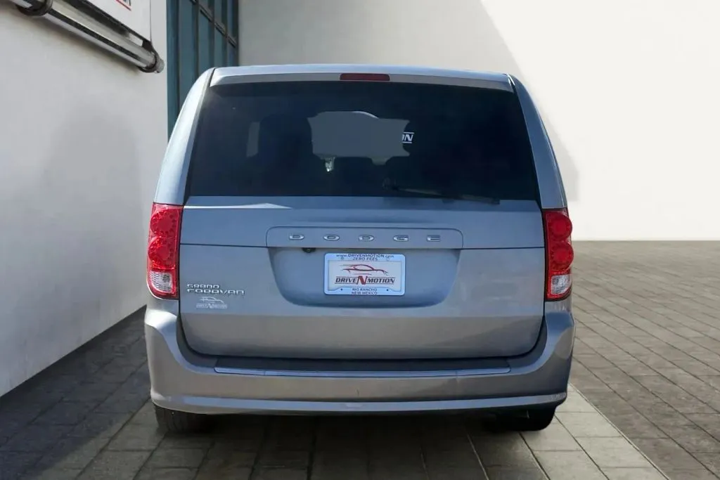 More photos of 2018 Dodge Grand Caravan Passenger SE Minivan 4D at Drive N-Motion Thornton, CO