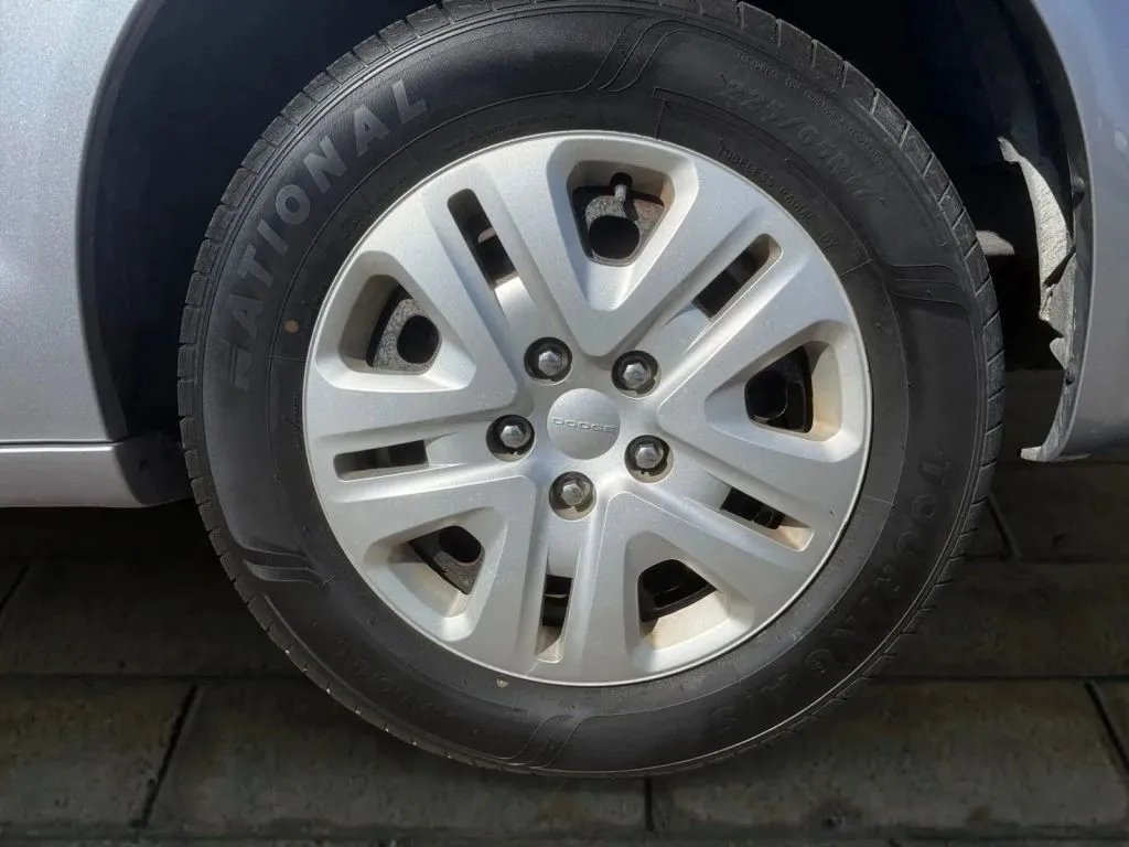 Dodge Grand Caravan photo 18