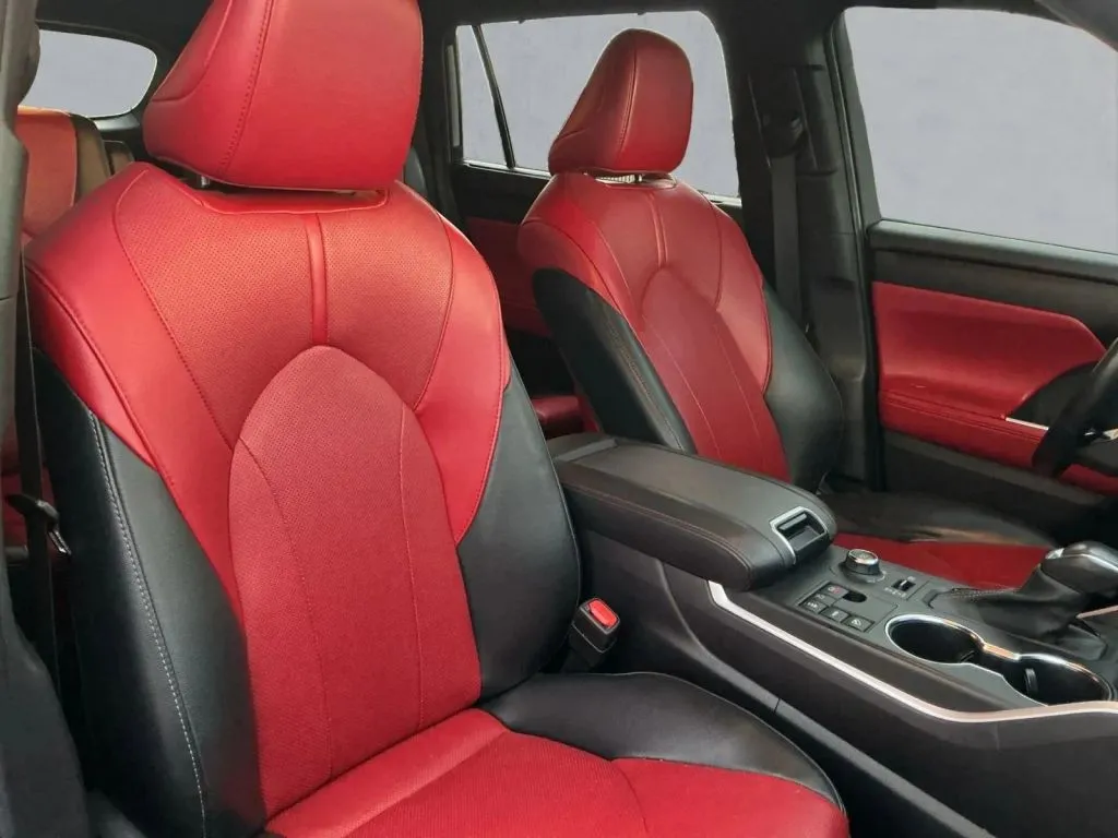 Toyota Highlander photo 33