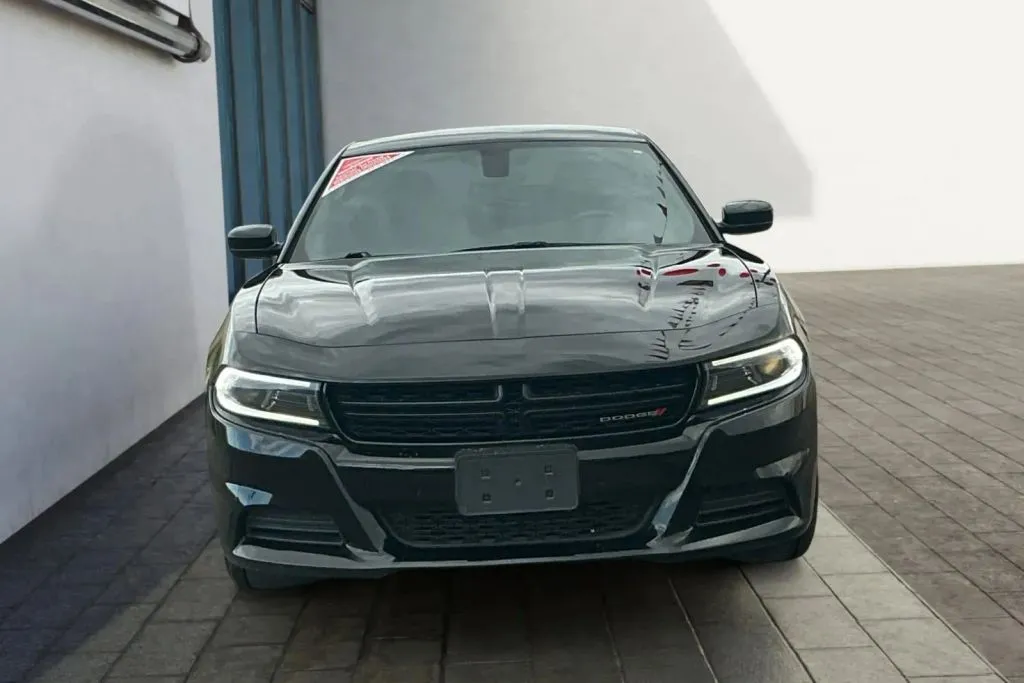 Dodge Charger photo 7